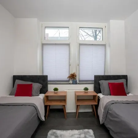 Livemore24 - Space In Wlan Lägenhet *